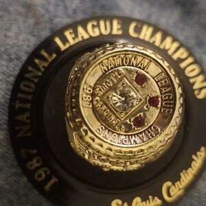 1987 St. Louis Cardinals National League Championship Ring in packaging